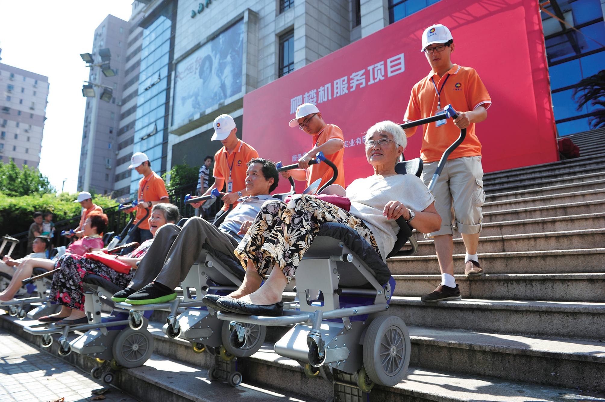 爬樓機(jī)項(xiàng)目
